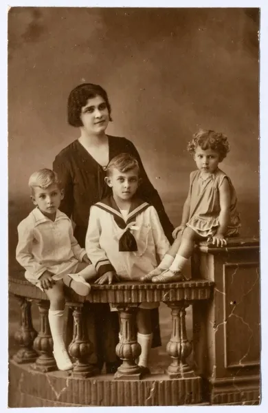 03-06_DSC0273_12_11zon