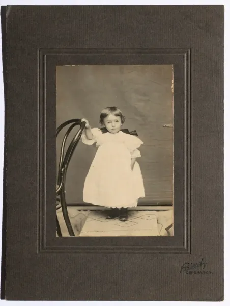 Retrato-Pedro-Zimmermann-nino-1899-–-Fernando-Paillet-1-scaled