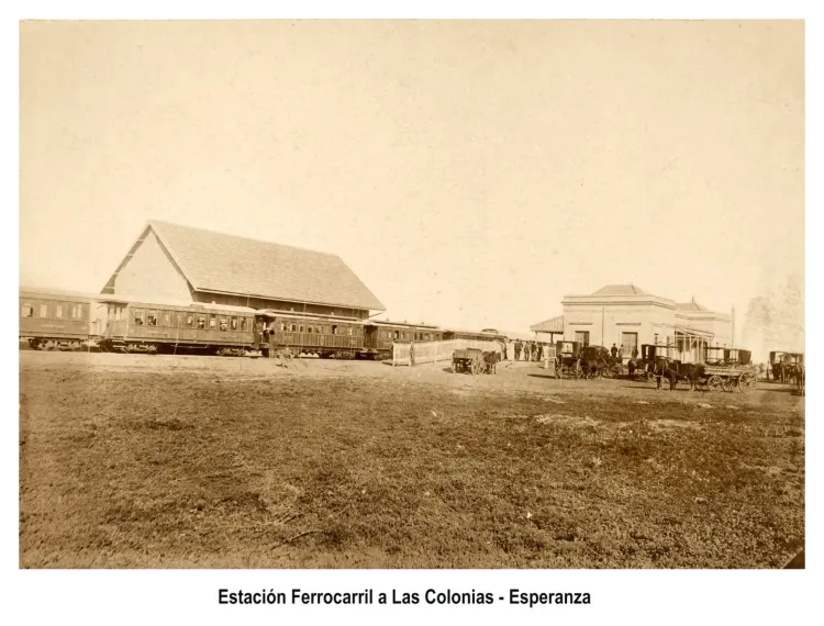 Estacion-Ferrocarril-a-las-Colonias-Esperanza1464a_2